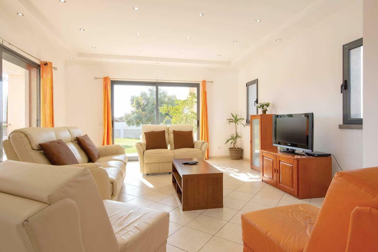 Villa Ruana - 5 Bedrooms On Suite- Free Out Door Hot Jacuzzi - By Bedzy Albufeira Exterior photo